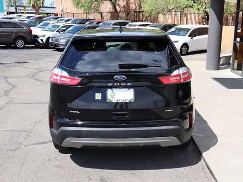 Used 2021 Ford Edge SEL w/ Cargo Accessory Package AWD/4WD image 10