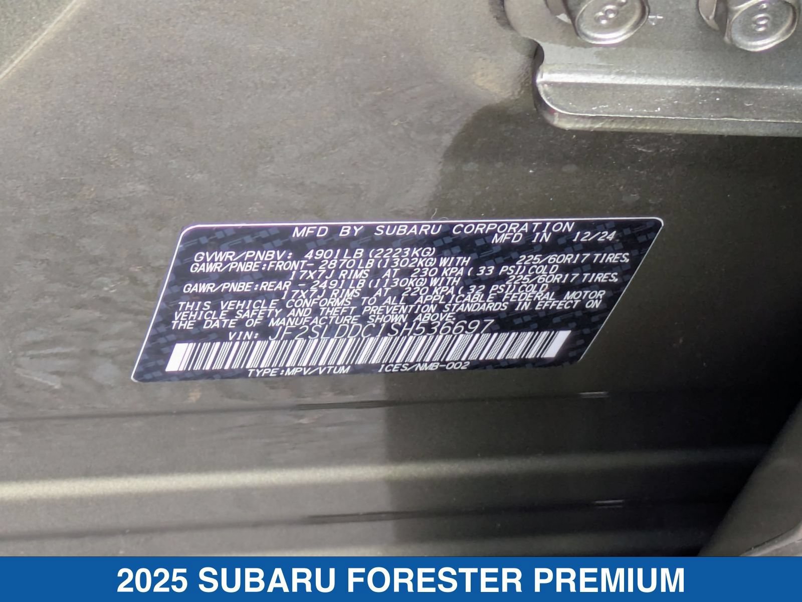 Certified 2025 Subaru Forester Premium AWD/4WD image 39