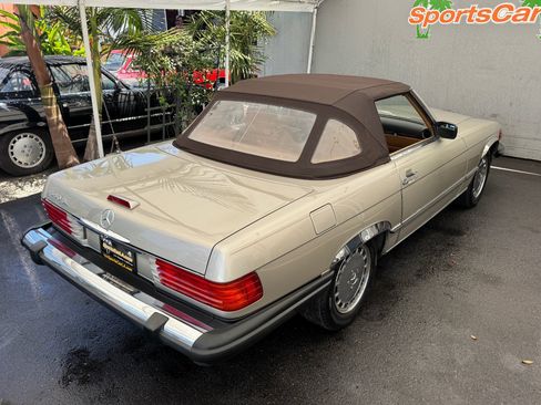 Used 1988 Mercedes-Benz 560 SL image 38