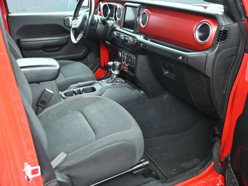 Used 2022 Jeep Wrangler Unlimited Rubicon AWD/4WD image 11