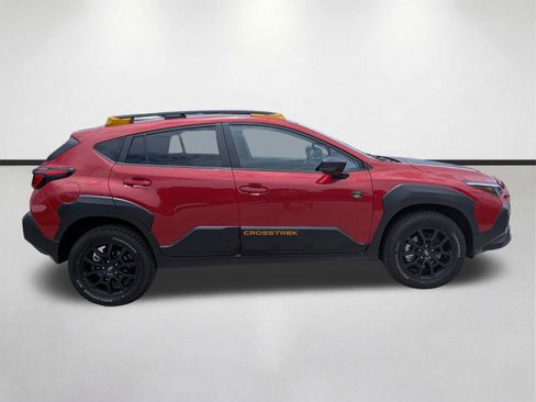 Used 2025 Subaru Crosstrek 2.5i Wilderness AWD/4WD image 3