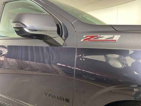 Used 2022 Chevrolet Tahoe Z71 w/ Z71 Off-Road Package image 10