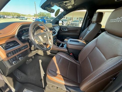 Used 2023 Chevrolet Tahoe High Country image 11