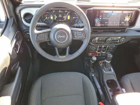 Certified 2025 Jeep Wrangler Unlimited Sport S 4xe image 20