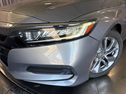 Used 2019 Honda Accord LX image 9