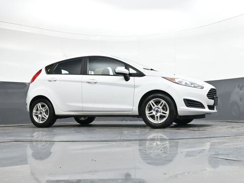 Used 2018 Ford Fiesta SE image 33