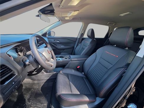 New 2026 Nissan Rogue SV image 20