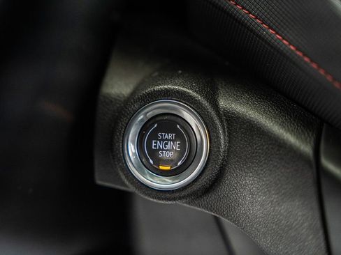 Used 2021 Chevrolet TrailBlazer RS w/ Convenience Package FWD image 25