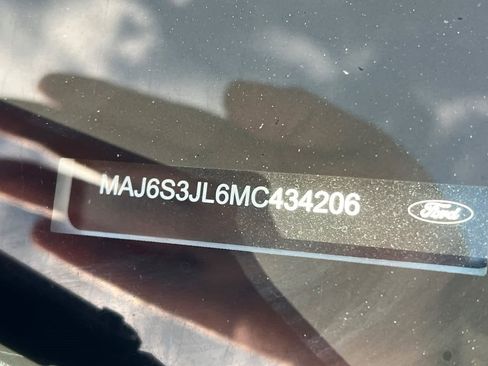 Used 2021 Ford EcoSport SES image 30