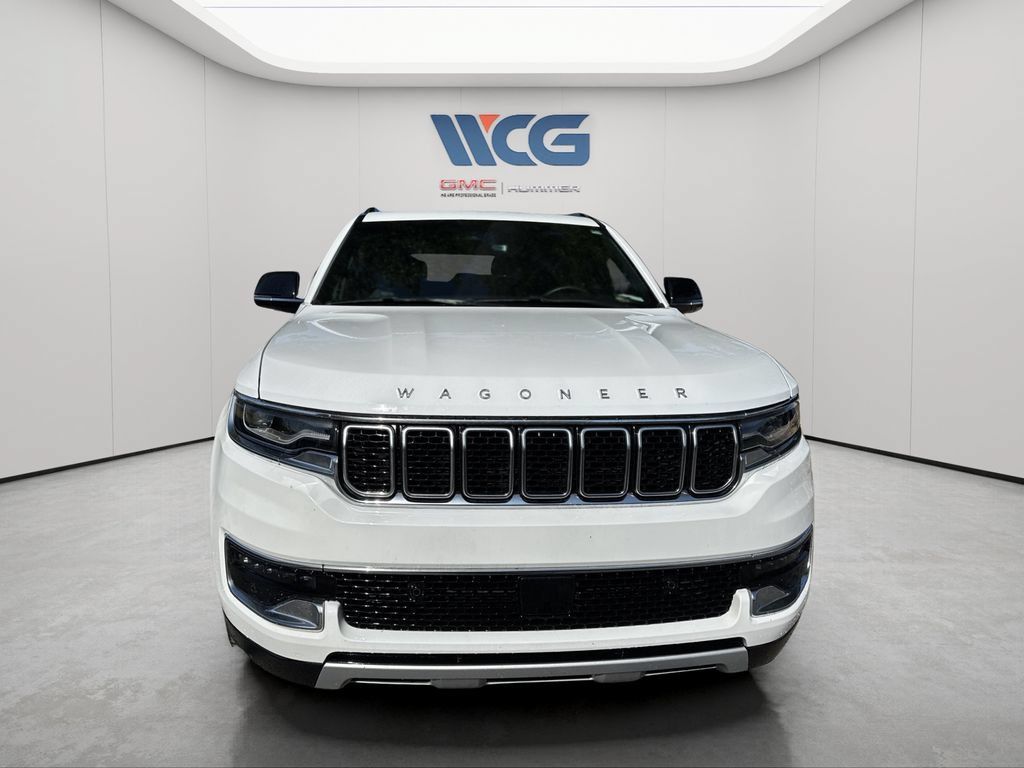 Used 2024 Jeep Wagoneer Series II w/ Flexible Seating Group AWD/4WD image 9