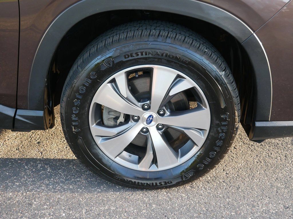 Used 2020 Subaru Ascent Premium w/ Convenience Package AWD/4WD image 8