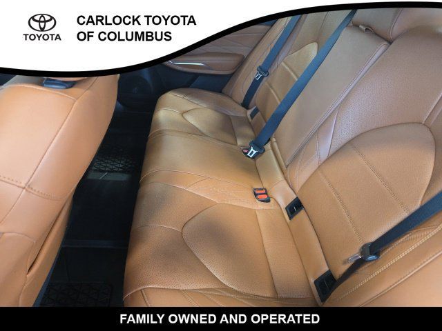 Used 2020 Toyota Avalon Limited w/ Advanced Safety Package FWD image 15