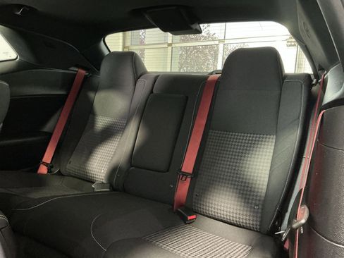 Used 2019 Dodge Challenger SRT Hellcat image 31