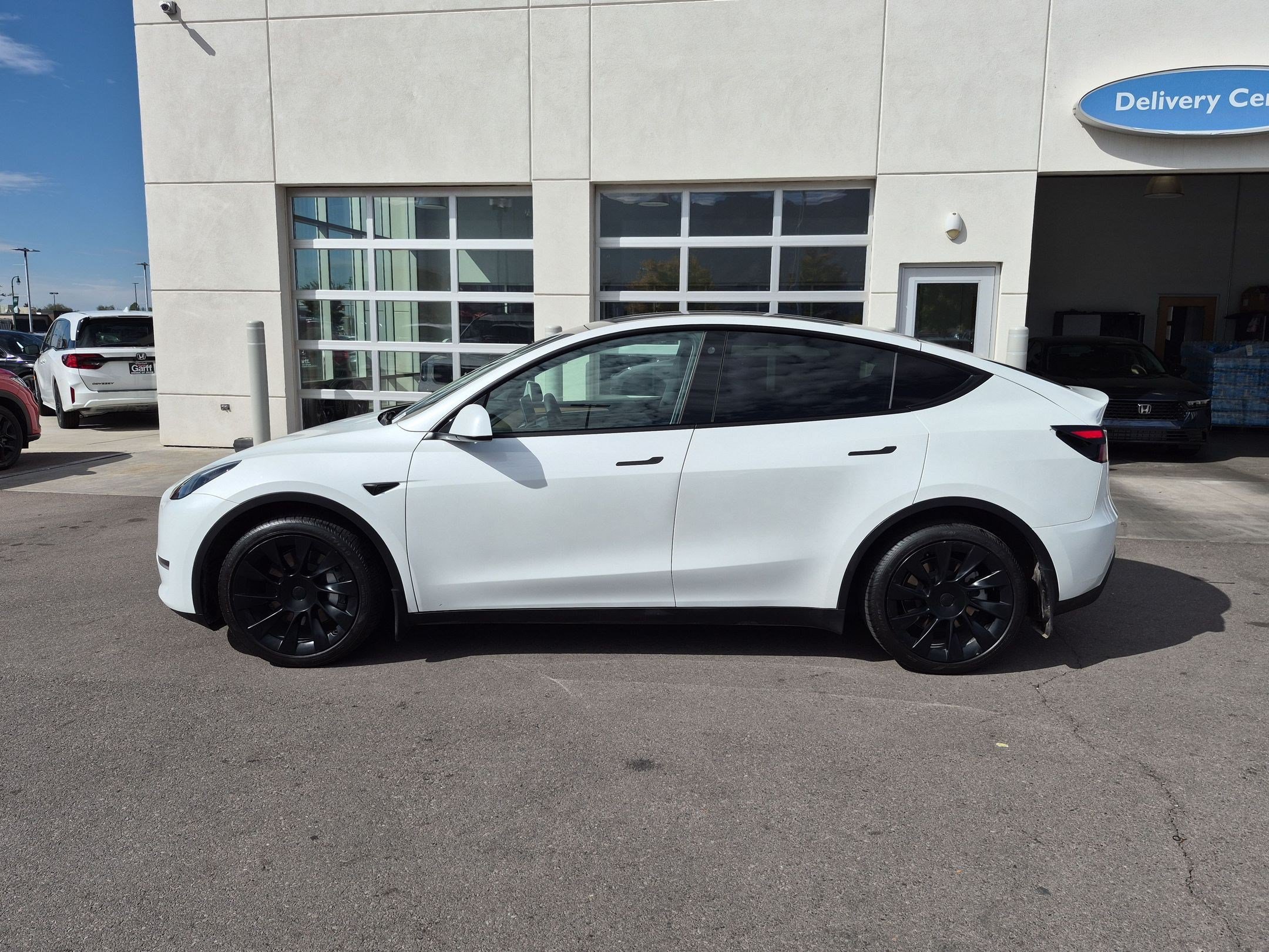 Used 2023 Tesla Model Y Long Range AWD/4WD image 10