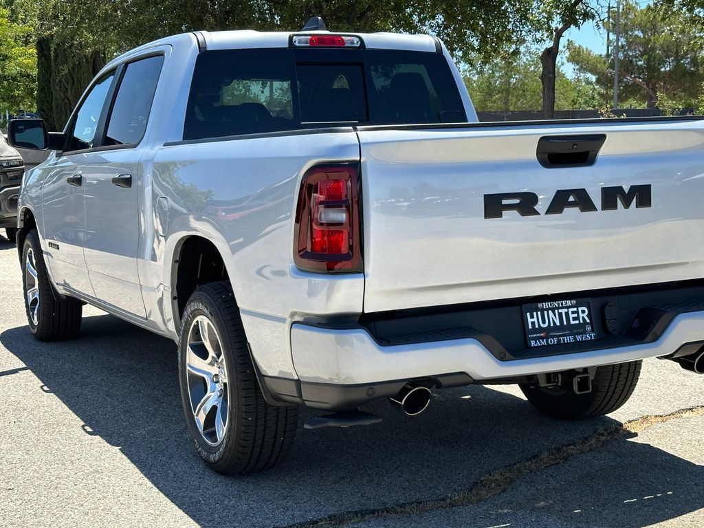 New 2026 RAM 1500 Express RWD image 5
