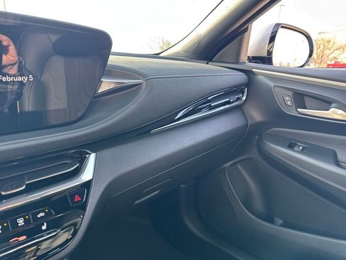 New 2026 Buick Envista Sport Touring FWD image 19