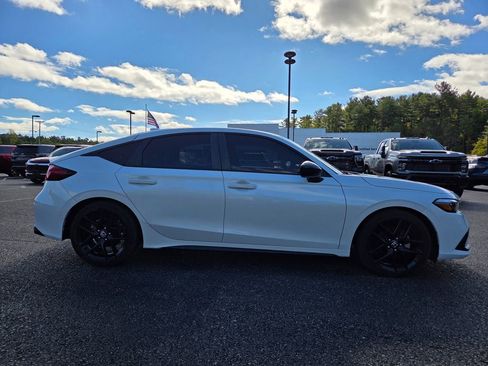 Used 2023 Honda Civic Sport image 28