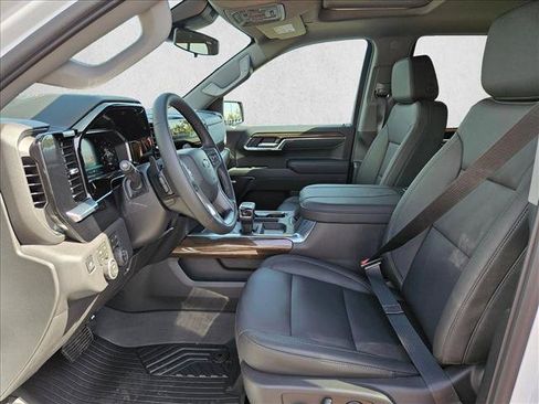New 2026 Chevrolet Silverado 1500 LT Trail Boss w/ LT Trail Boss Premium Package AWD/4WD image 3