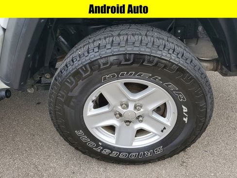 Used 2020 Jeep Gladiator Sport w/ Quick Order Package 24S image 7