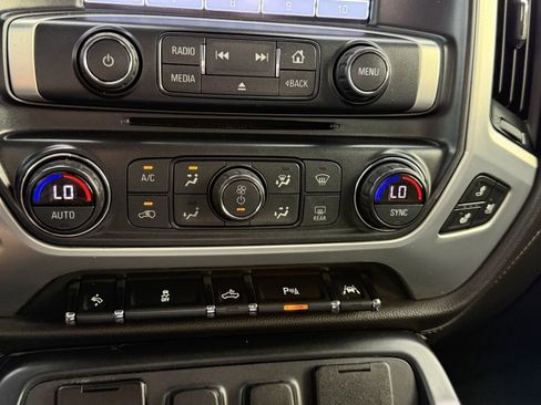 Used 2018 GMC Sierra 1500 SLT w/ Enhanced Driver Alert Package RWD image 25