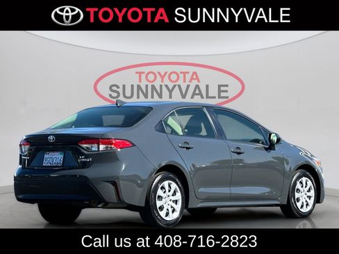 Used 2023 Toyota Corolla LE w/ Carpet Mat Package (TMS) FWD image 4