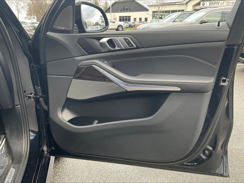 Certified 2024 BMW X5 xDrive40i w/ M Sport Package AWD/4WD image 22