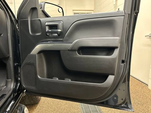 Used 2017 Chevrolet Silverado 1500 LT w/ All Star Edition AWD/4WD image 16