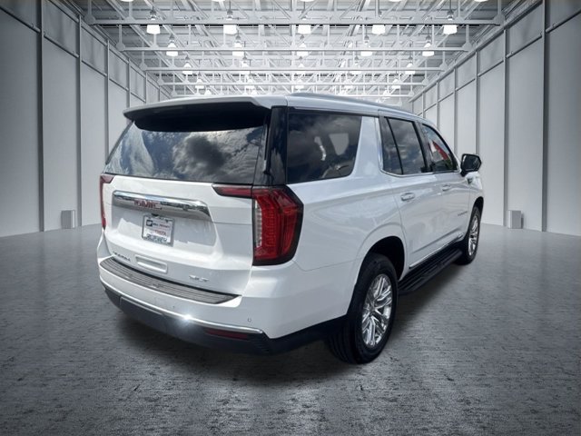 Used 2023 GMC Yukon SLT AWD/4WD image 5