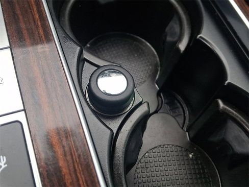 Used 2017 Land Rover Range Rover HSE image 27