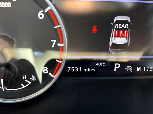 Used 2025 Nissan Rogue SV w/ SV Premium Package AWD/4WD image 19