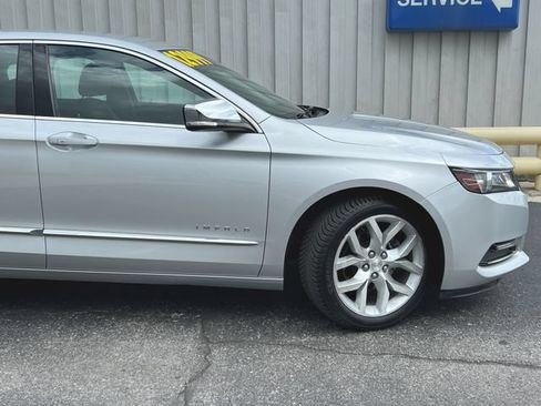 Used 2017 Chevrolet Impala Premier FWD image 16