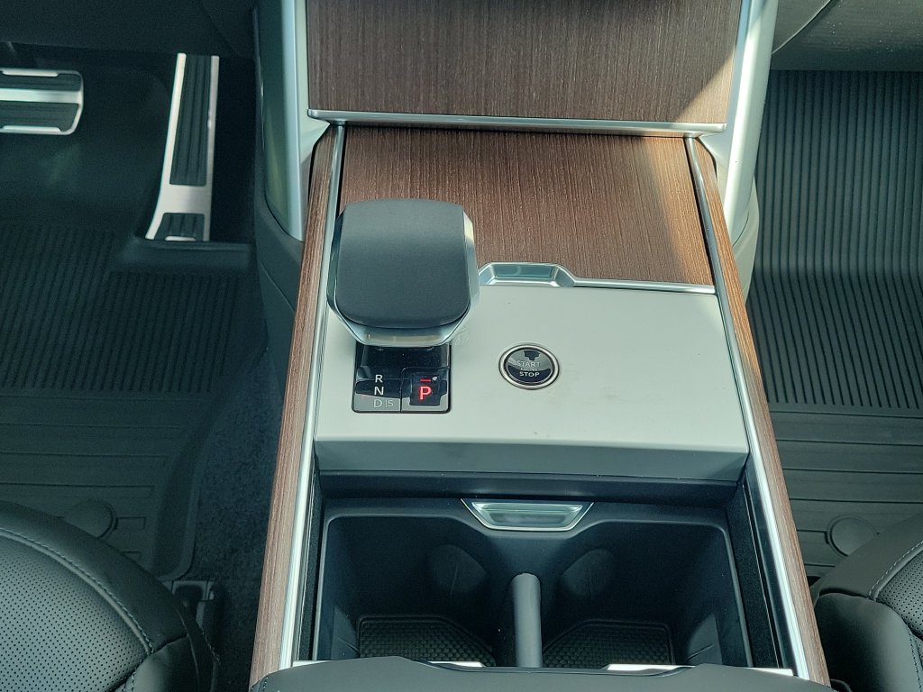 New 2026 Land Rover Range Rover SE AWD/4WD image 20