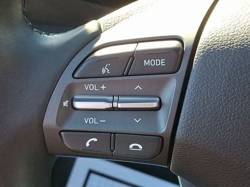 Used 2019 Hyundai Kona SEL image 19