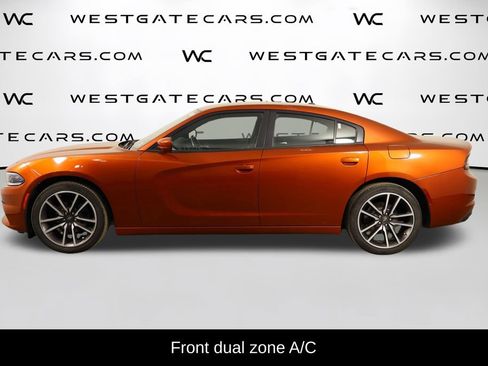 Used 2020 Dodge Charger SXT image 5