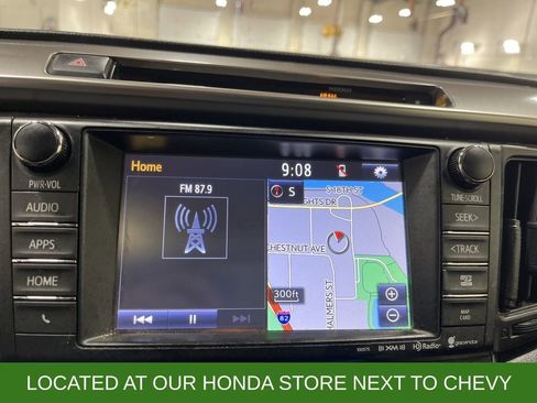 Used 2016 Toyota RAV4 Limited image 16