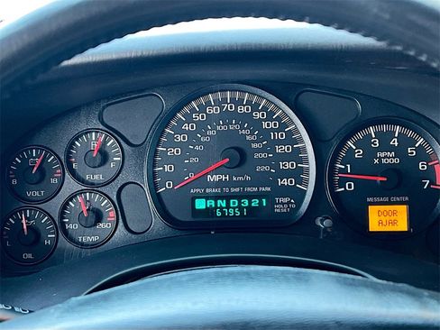 Used 2004 Chevrolet Monte Carlo SS w/ Preferred Equipment Group image 12