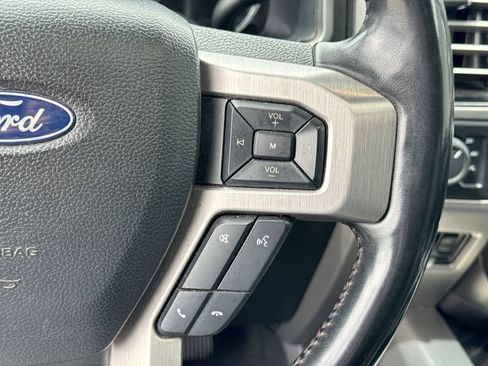 Certified 2019 Ford F450 Platinum w/ Platinum Ultimate Package AWD/4WD image 30
