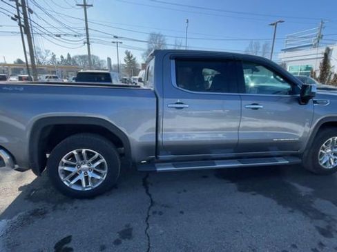 Used 2020 GMC Sierra 1500 SLT w/ SLT Premium Package image 2