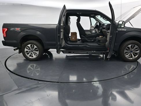 Used 2017 Ford F150 XL w/ Equipment Group 101A Mid AWD/4WD image 27