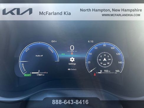 Used 2025 Toyota Sienna XLE Woodland Edition AWD/4WD image 20