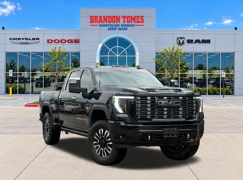 Used 2025 GMC Sierra 2500 Denali Ultimate w/ Max Trailering Package AWD/4WD image 1