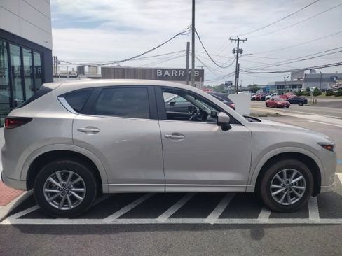 Used 2025 MAZDA CX-5 AWD 2.5 S w/ Select Package image 5