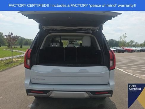 Certified 2025 Ford Expedition Platinum AWD/4WD image 11
