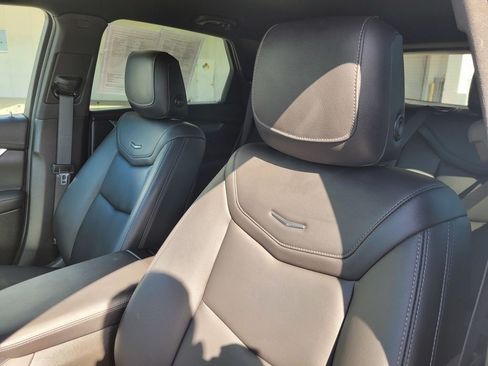 Certified 2023 Cadillac XT5 Luxury FWD image 18