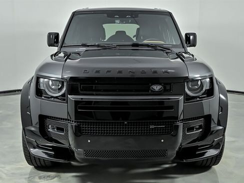 Used 2023 Land Rover Defender 110 X-Dynamic SE AWD/4WD image 5