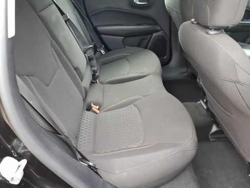 Used 2021 Jeep Compass Sport w/ Cold Weather Group FWD image 6