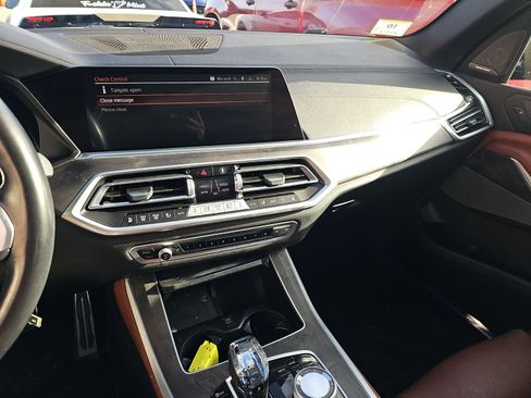 Used 2023 BMW X5 sDrive40i w/ Executive Package image 4