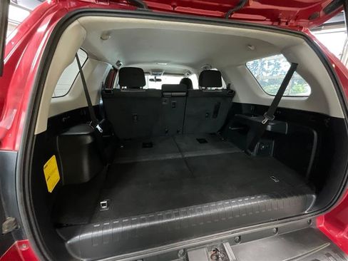 Used 2014 Toyota 4Runner SR5 AWD/4WD image 24