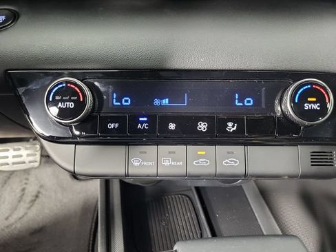Certified 2025 Hyundai Elantra Sport FWD image 18