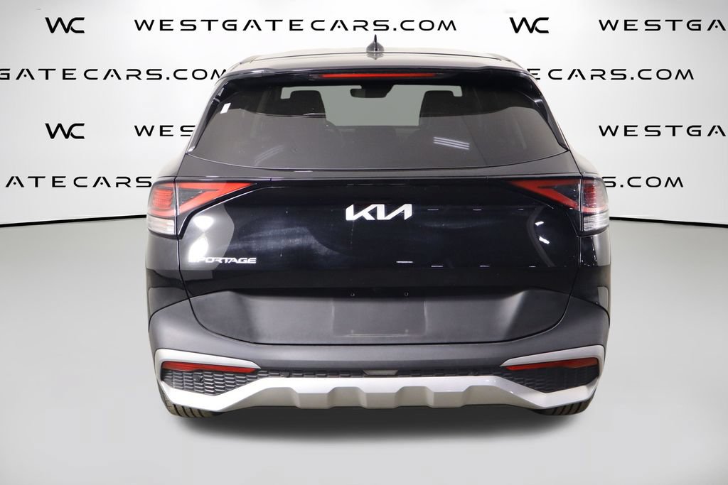 Used 2024 Kia Sportage EX FWD image 4